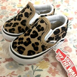 Baby girl leopard Vans! Size 2